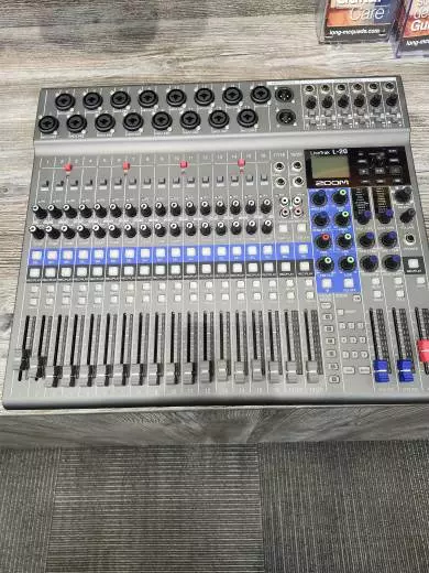 Zoom - LIVETRAK L-20 2